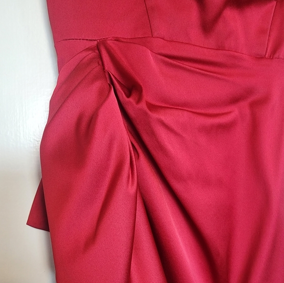 Maggie London Red Formal Dress - Picture 2 of 6